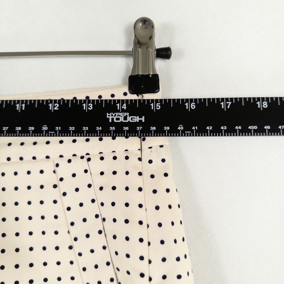 J. Crew 5" Shorts Women 00 Ecru Navy Blue Polka Dot 100% Cotton Flat Front Chino - Picture 5 of 9